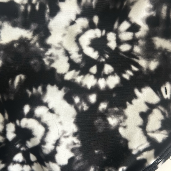 NET: Reversible Bikini Bottom - Picture 7 of 11